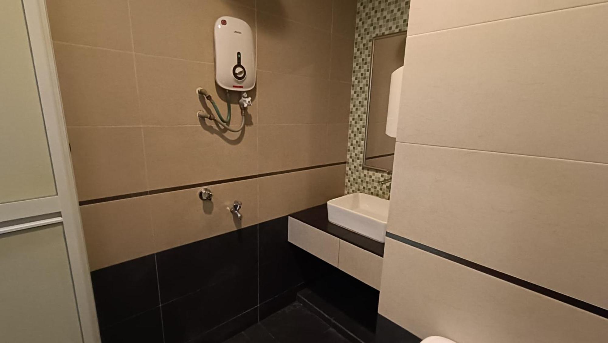 Sohho Hotel Chukai Kültér fotó